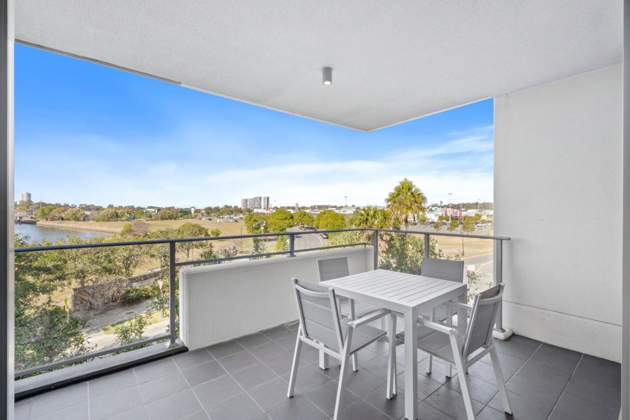 Harbour Quays Apartments Gold Coast Exterior foto